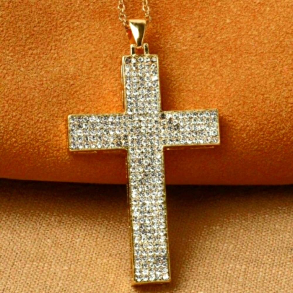 MENS/ WOMENS ICED OUT GOLD CUBAN  CROSS NECKLACE